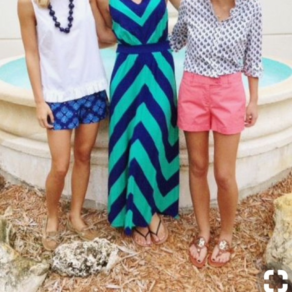 Vineyard vines pink shorts